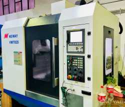 فرز CNC درحدآک نیووی چین مدل NEWAY VM 702 S 